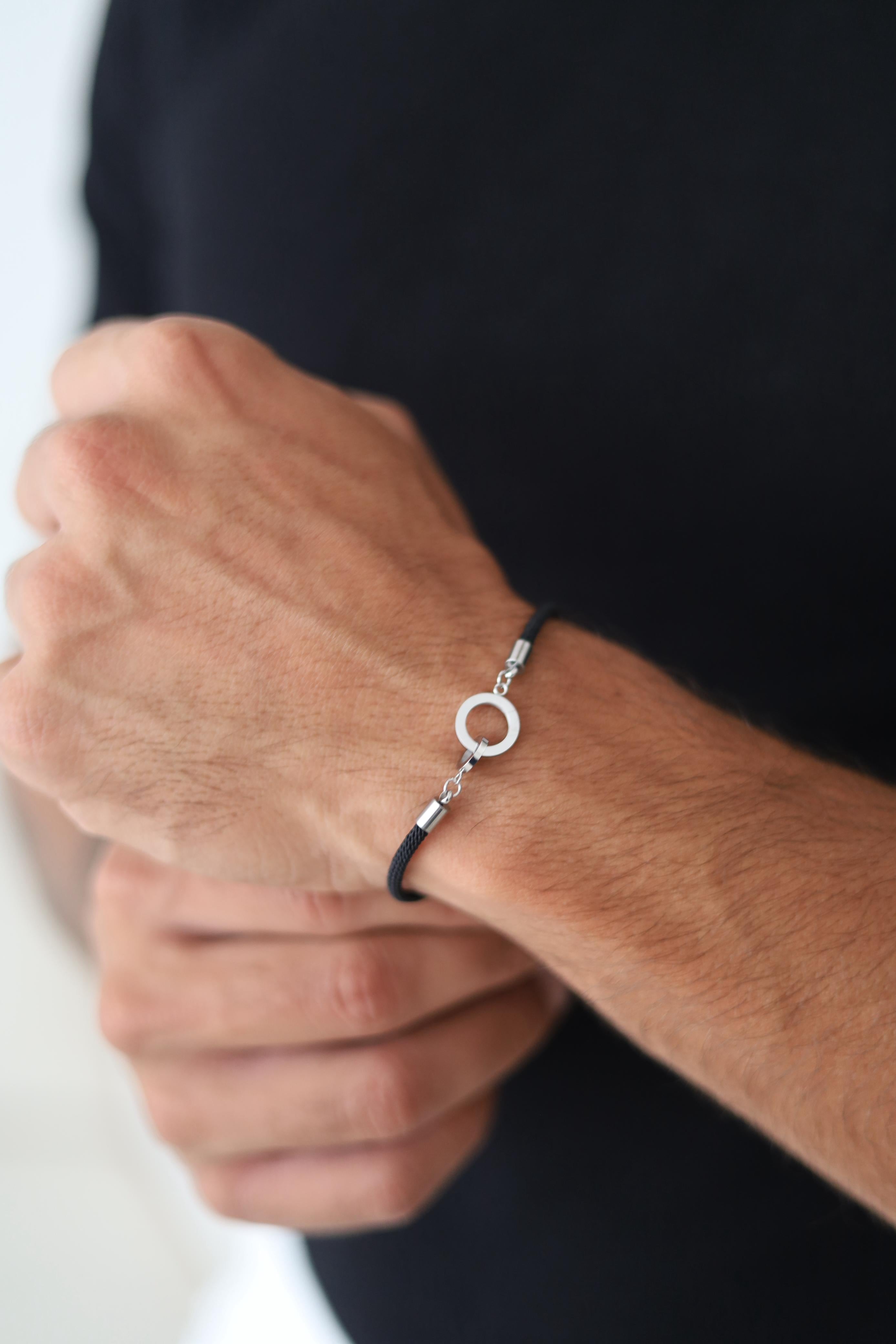 Boldwrist black rope bracelet design