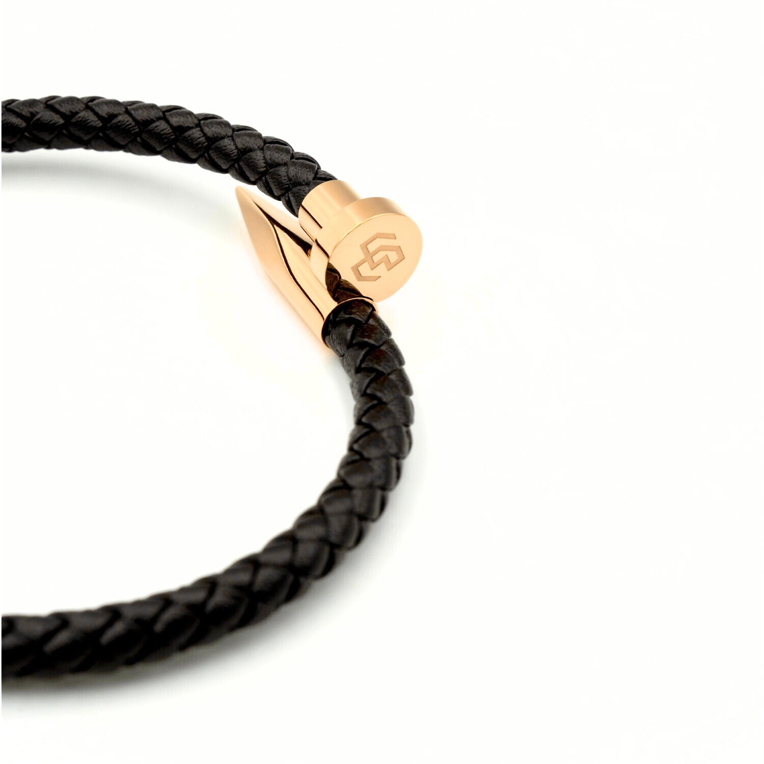 Boldwrist Nail leather bracelet design in gold